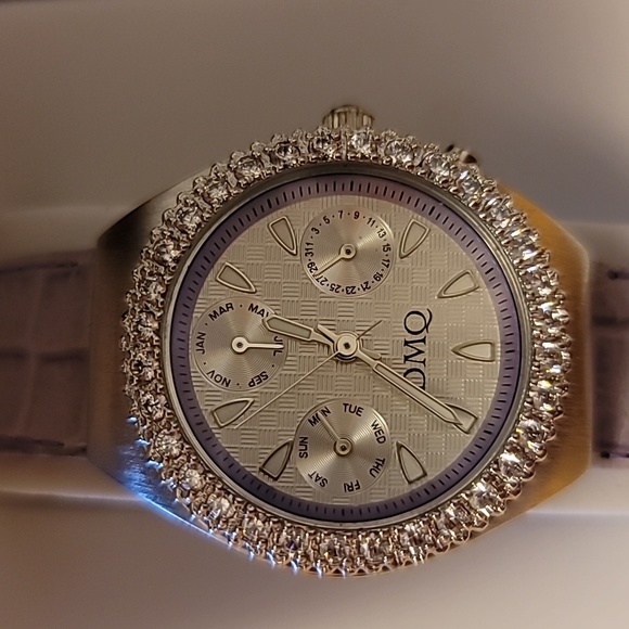 DMQ Watch - Picture 3 of 9